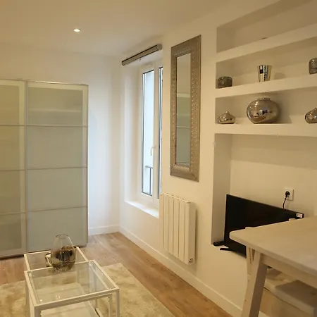 Studios Le Vincennois Apartment Vincennes